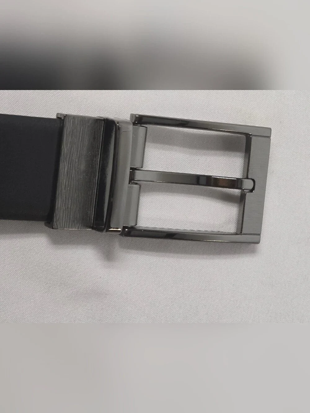 Mens Size 38 Reversible Belt with Polished And Textured Metal Buckle